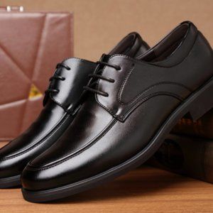 Poitulas. Business casual leather shoes